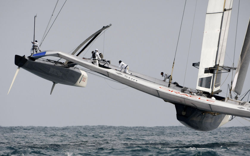BMW Oracle heads for the finish line